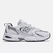 Carica l'immagine nel visualizzatore di Gallery, Sneakers 530
