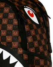 Carica l'immagine nel visualizzatore di Gallery, SHARKS IN PARIS WTF BUBBLE BROWN CHECK SAVAGE ZAINO