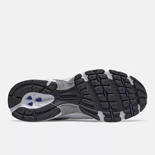 Carica l'immagine nel visualizzatore di Gallery, Sneakers 530