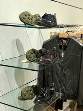 Carica l'immagine nel visualizzatore di Gallery, Derby - Uptodate life