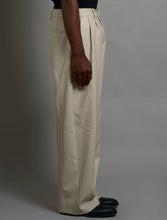 Carica l'immagine nel visualizzatore di Gallery, Pantalone relax fit eco pelle - Uptodate life
