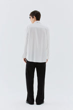 Carica l'immagine nel visualizzatore di Gallery, Camicia oversize con tasca - Uptodate life
