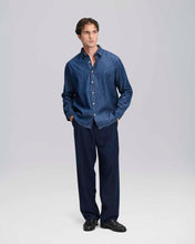 Carica l'immagine nel visualizzatore di Gallery, Camicia in cotone chambray
