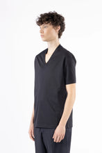 Carica l'immagine nel visualizzatore di Gallery, T-shirt collo V M/C - Uptodate life
