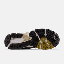 Carica l'immagine nel visualizzatore di Gallery, Sneakers 1906R - Uptodate life
