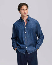Carica l'immagine nel visualizzatore di Gallery, Camicia in cotone chambray
