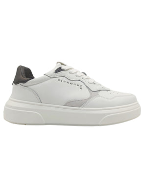 SNEAKERS - Uptodate life
