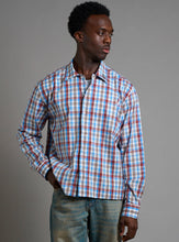 Carica l'immagine nel visualizzatore di Gallery, Camicia cropped quadri con ricamo M/L
