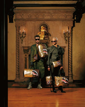 Carica l'immagine nel visualizzatore di Gallery, SHARKS IN PARIS GOLD DRIP POCHETTE
