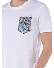 Carica l&#39;immagine nel visualizzatore di Gallery, T-Shirt - Uptodate life
